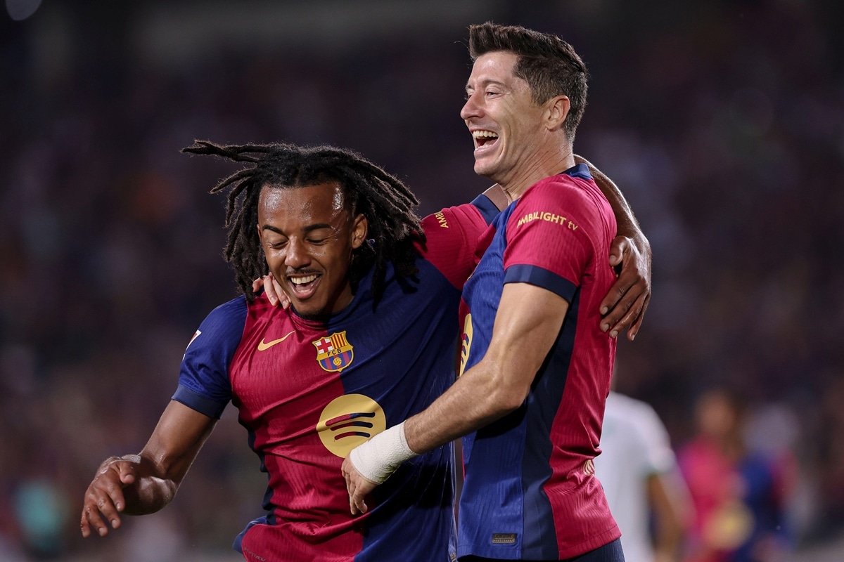 Jules Kounde i Robert Lewandowski