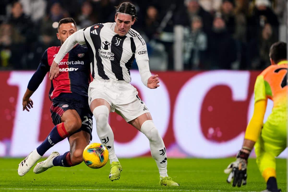 Mateusz Wieteska i Dusan Vlahović