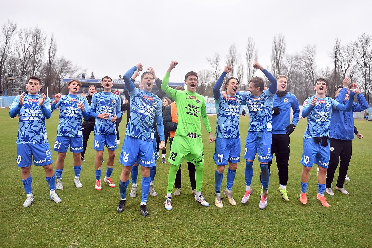 Piłkarze Hutnika Kraków