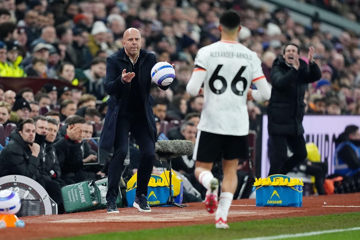 Arne Slot i Trent Alexander-Arnold