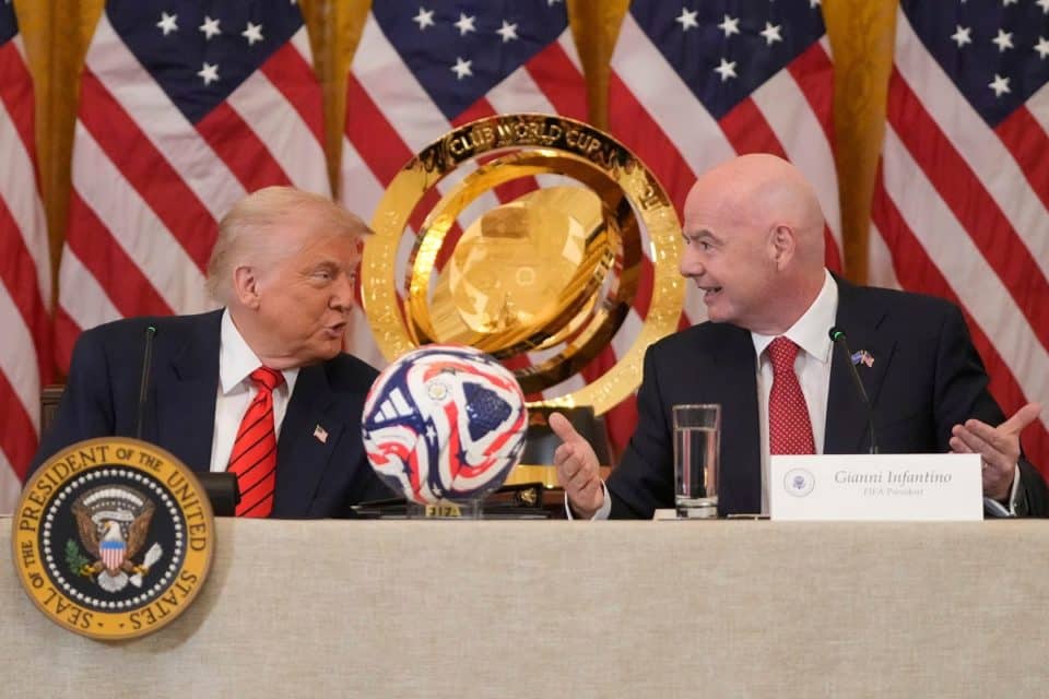 Donald Trump i Gianni Infantino