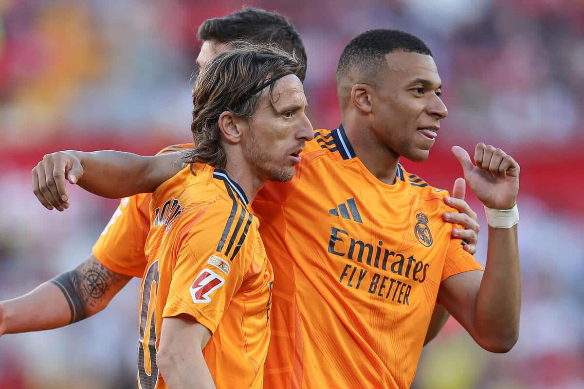 Luka Modrić i Kylian Mbappe