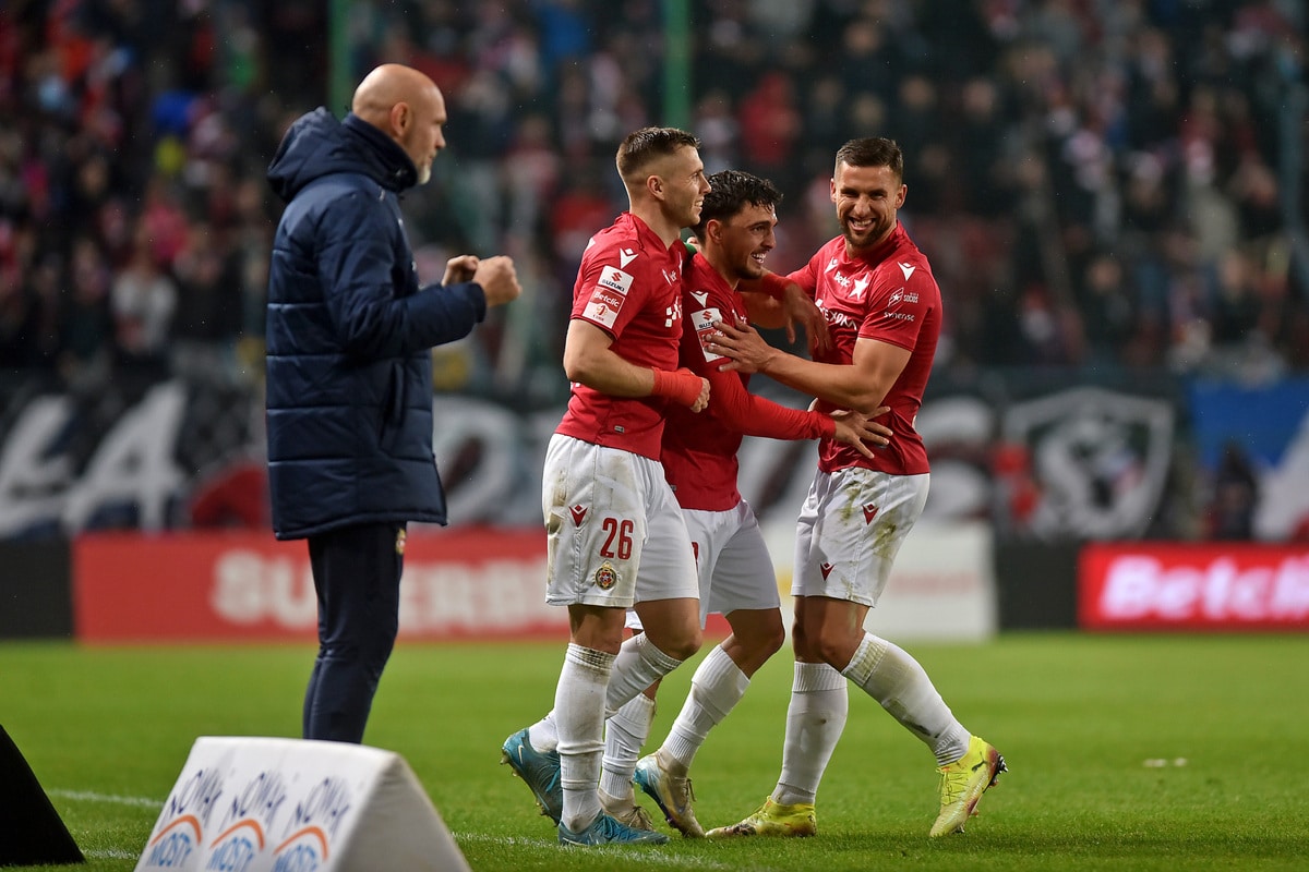 Mariusz Jop i piłkarze Wisły