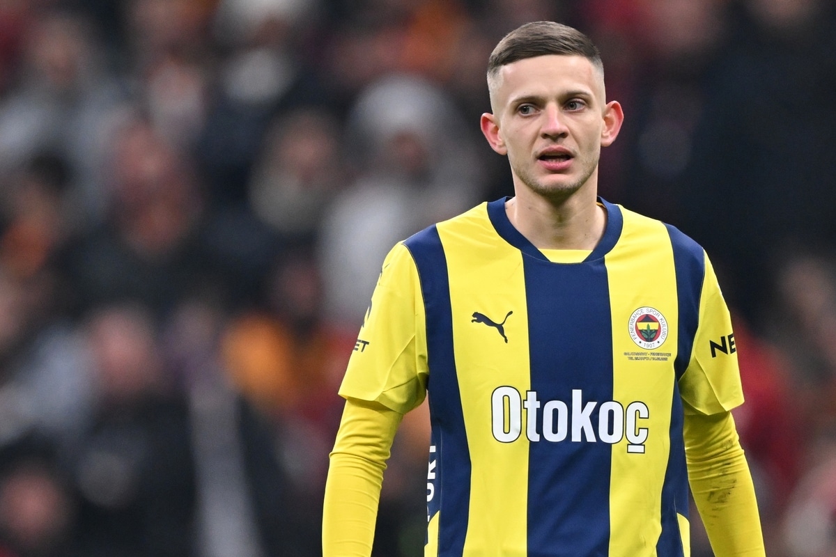 Sebastian Szymański