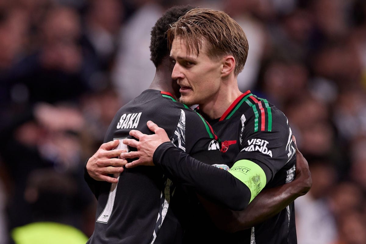 Bukayo Saka oraz Martin Odegaard