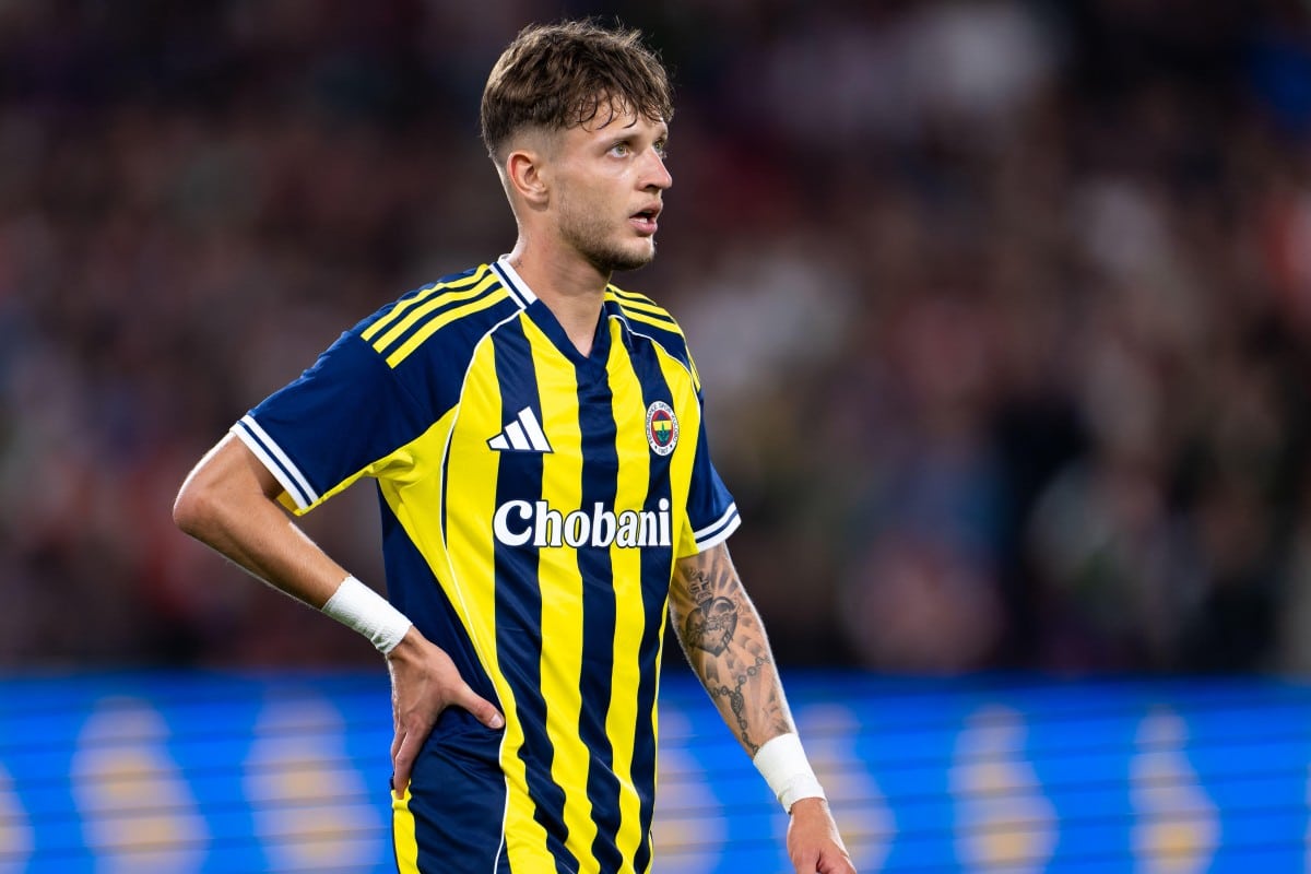 Sebastian Szymański