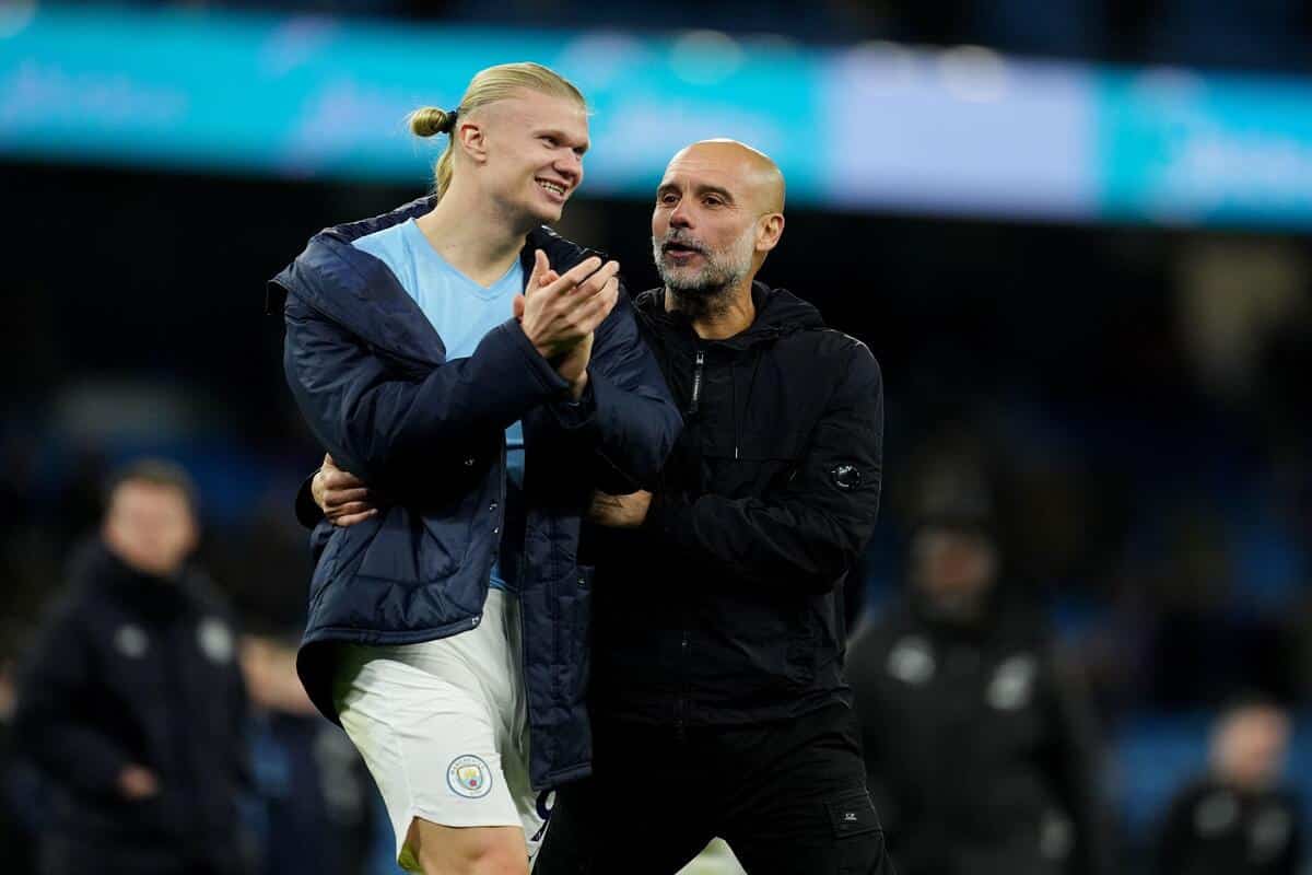 Erling Haaland i Pep Guardiola