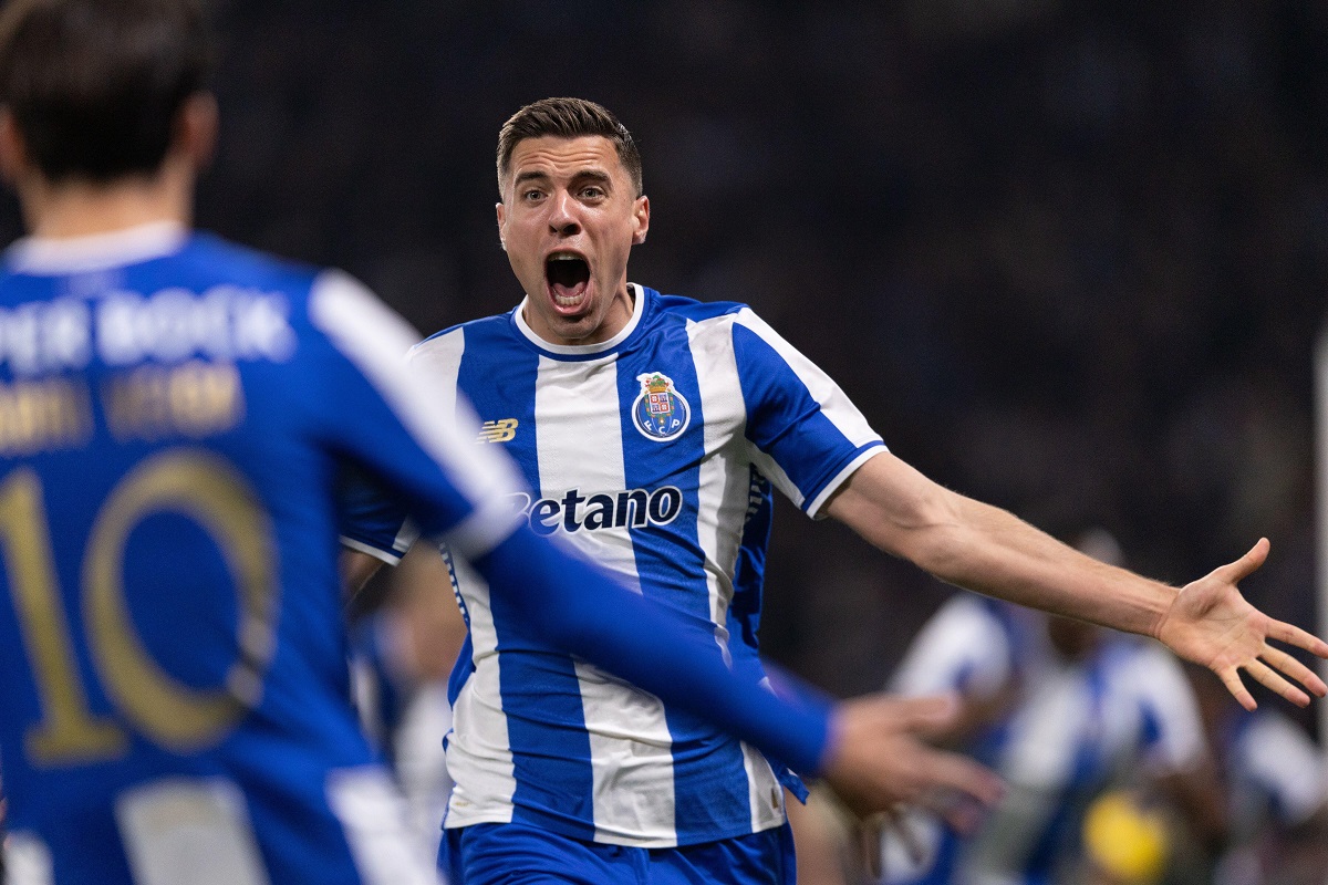 Jan Bednarek (Porto - Benfica)