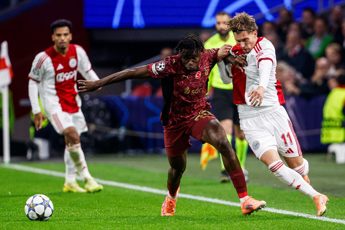 Wilfried Singo i Mika Godts (Ajax - Galatasaray)
