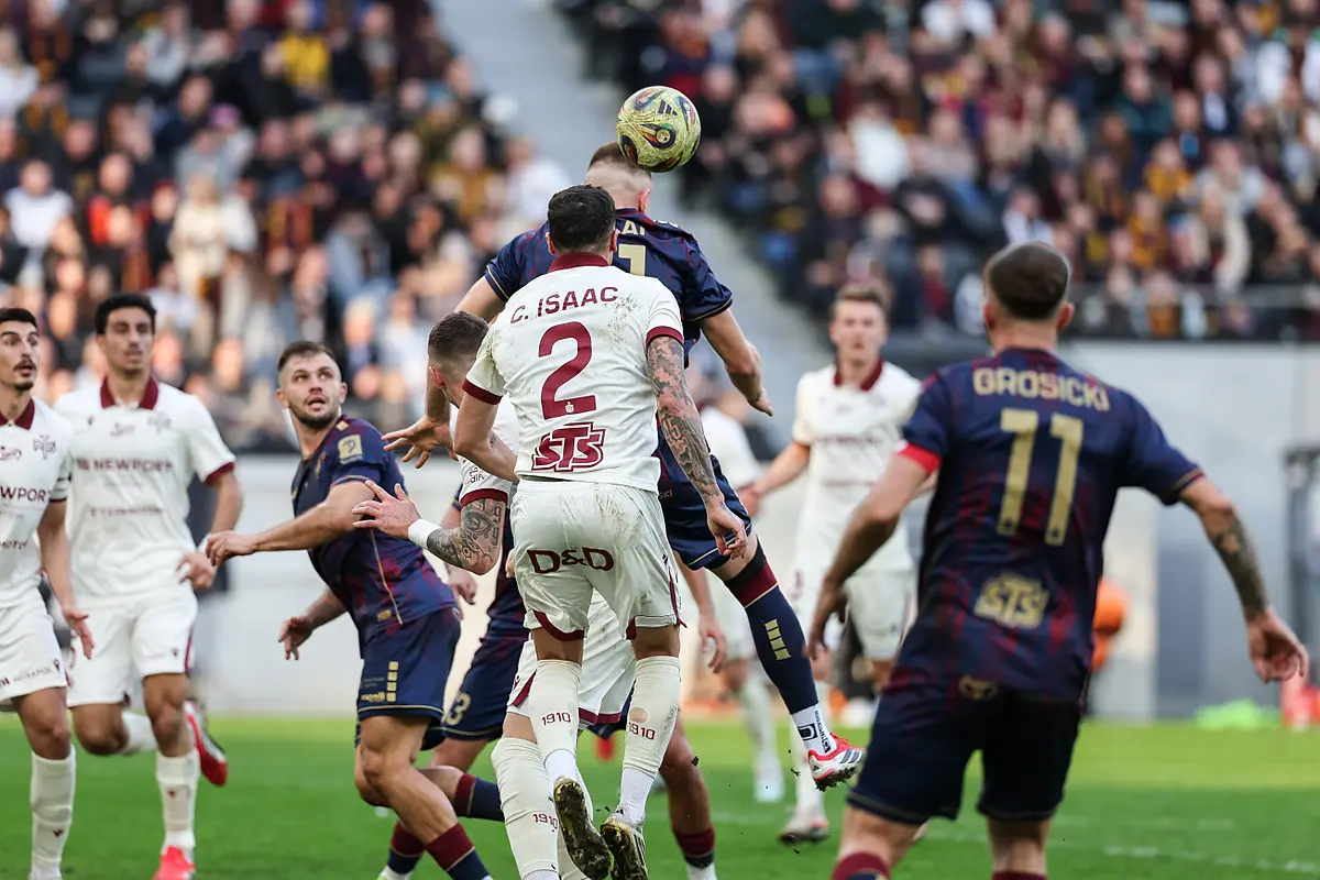 Zawodnicy Widzewa Łódź i Pogoni Szczecin