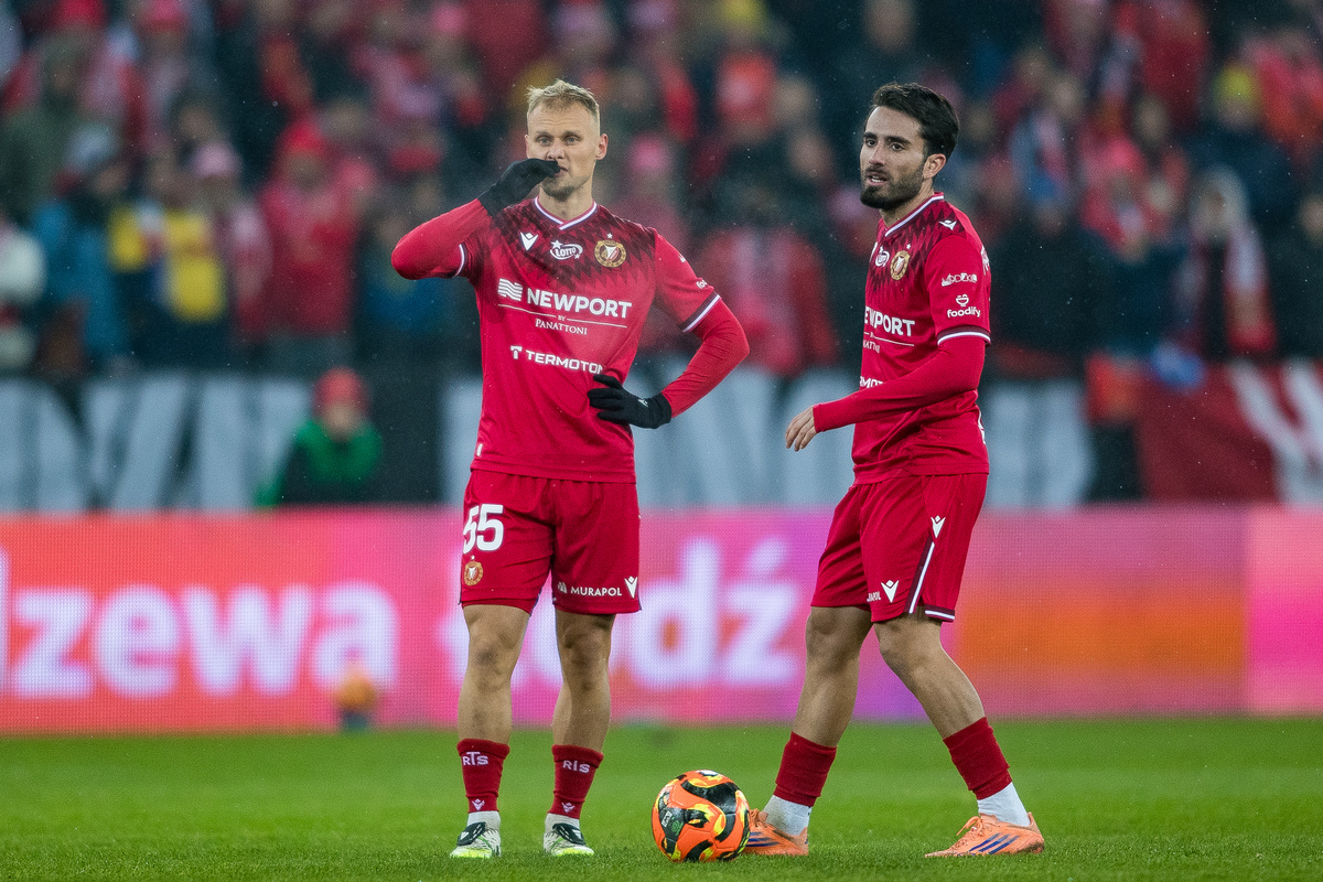 Szymon Czyż (z lewej)