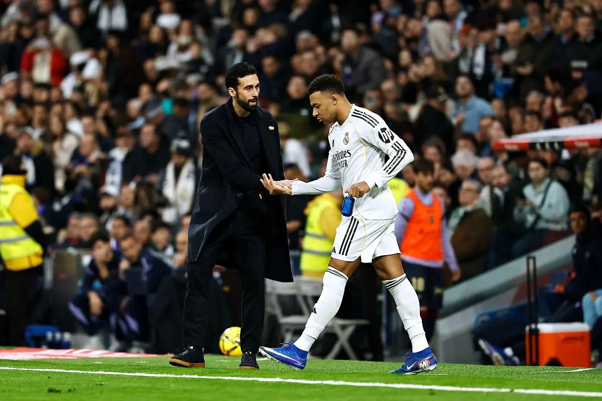 Alvaro Arbeloa i Kylian Mbappe (Real Madryt CF - Levante UD)