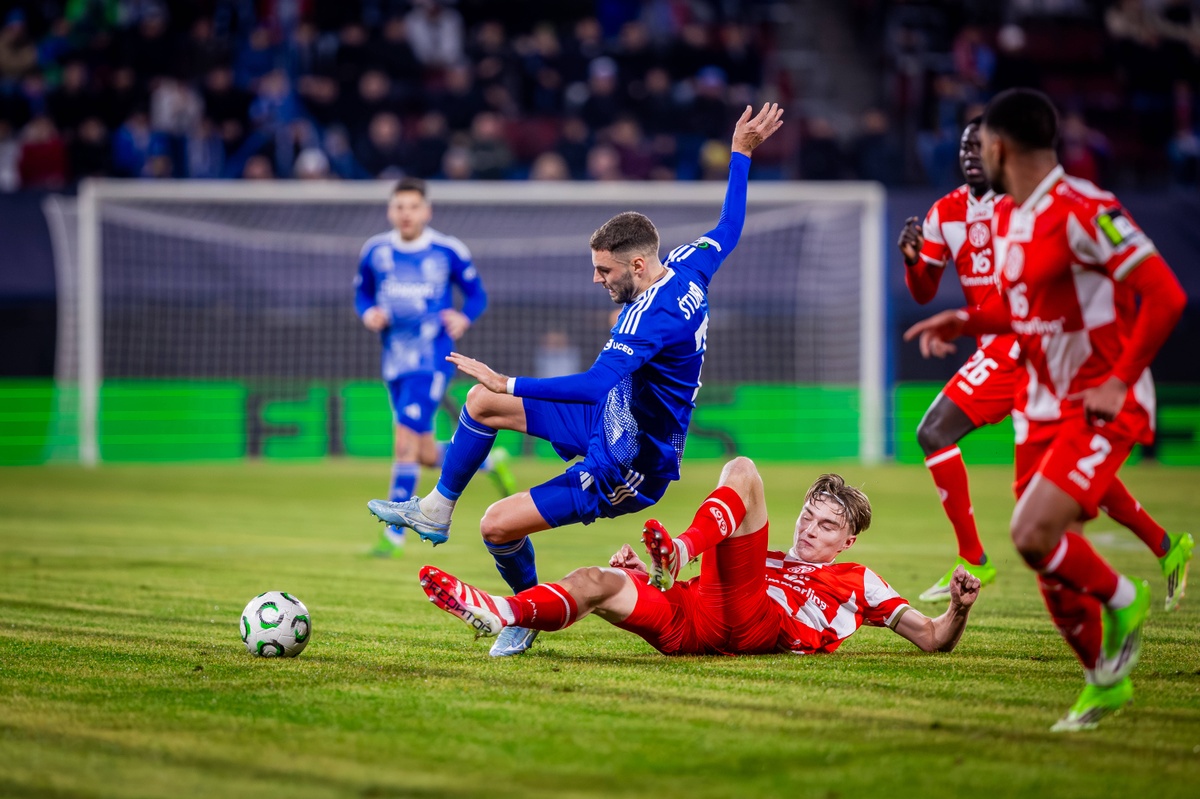 Kacper Potulski (Sigma Ołomuniec - FSV Mainz)