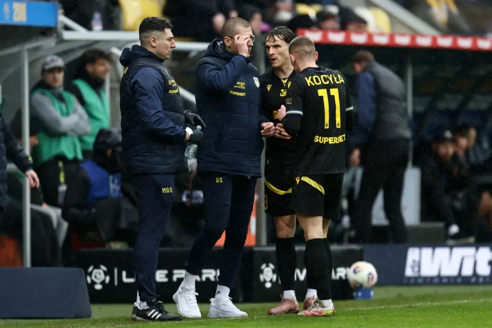 Szwarga i piłkarze Arki