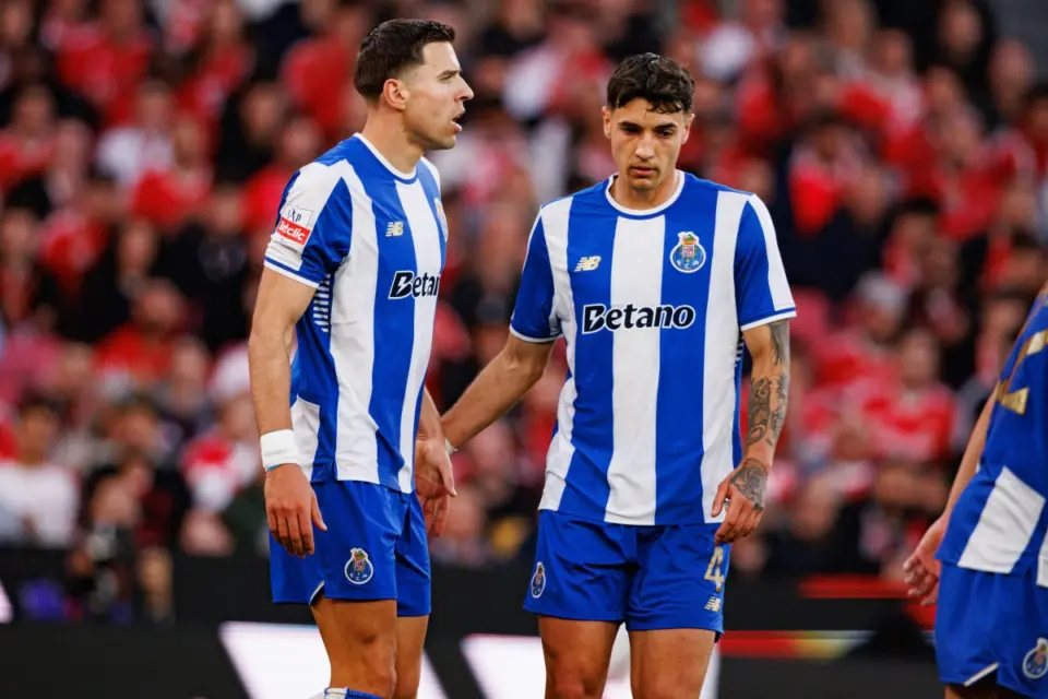 Jan Bednarek oraz Jakub Kiwior