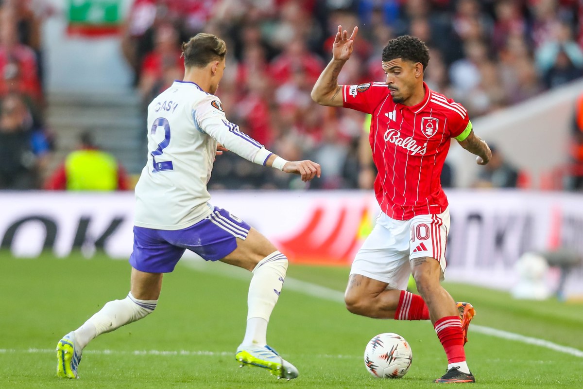 Matty Cash oraz Morgan Gibbs-White