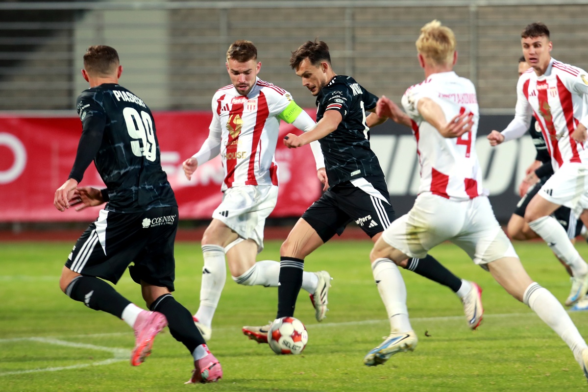 Pogoń Grodzisk Mazowiecki - ŁKS Łódź