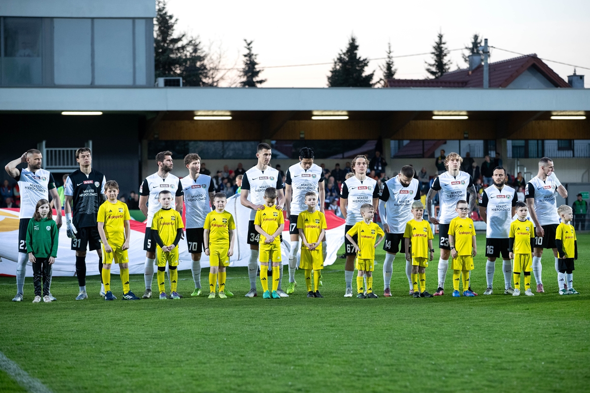 Piłkarze Puszczy Niepołomice