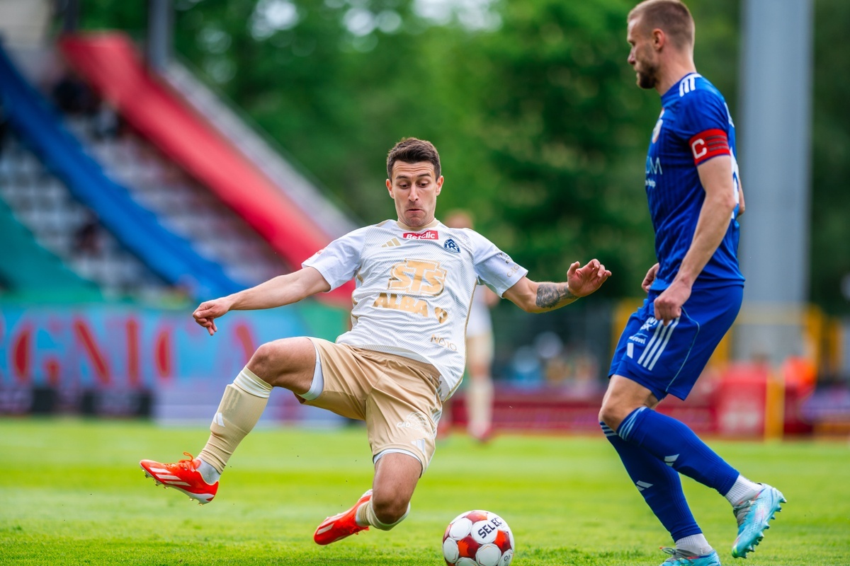 Miedź Legnica - Ruch Chorzów