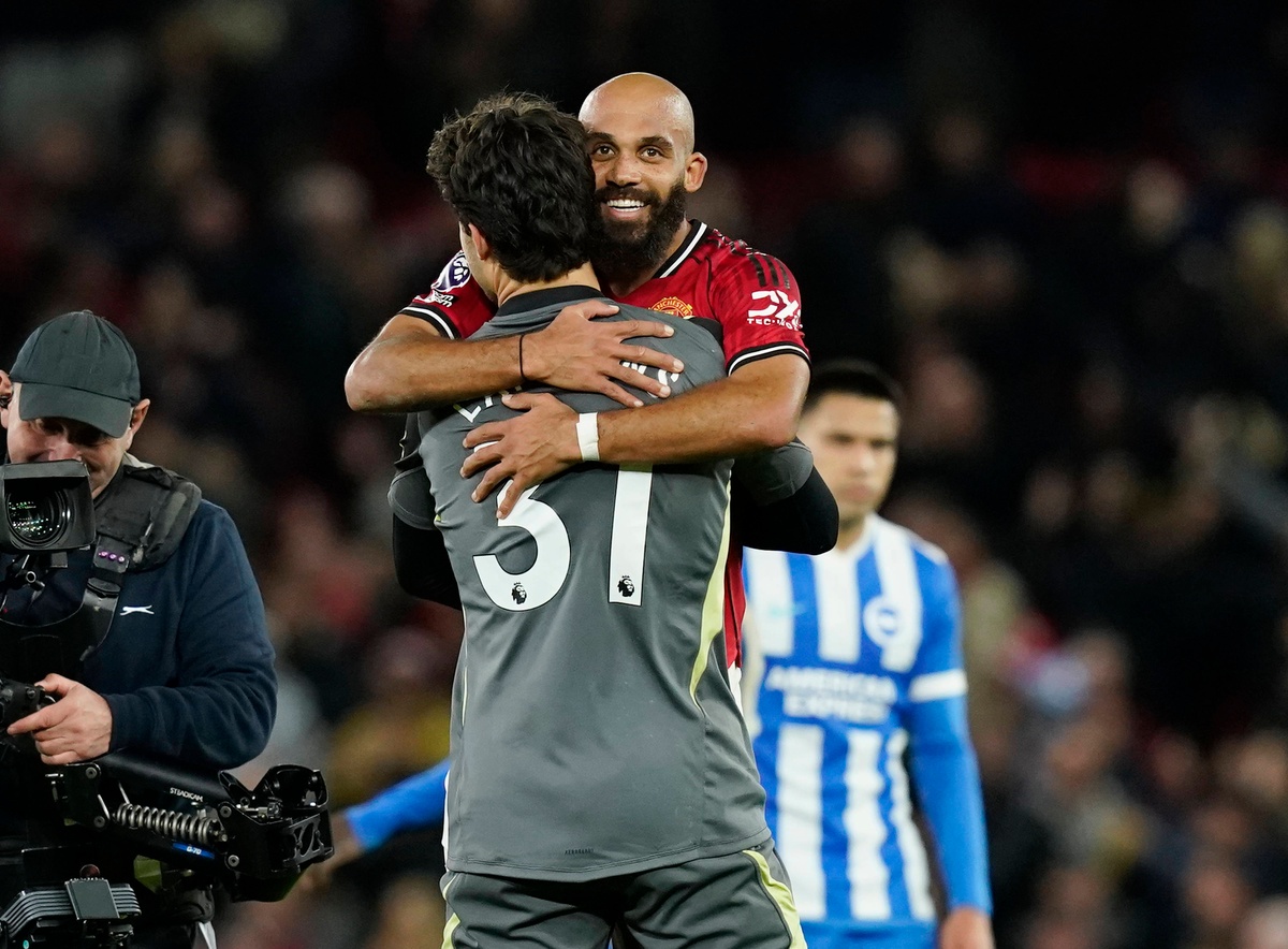 Manchester United - Brighton and Hove Albion
