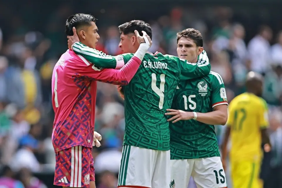 Jose Raul Rangel, Edson Alvarez, Israel Reyes