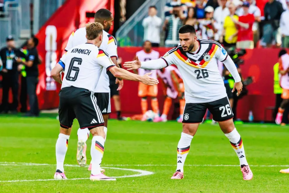 Joshua Kimmich, Deniz Undav w meczu z Wybrzeżem Kości Słoniowej