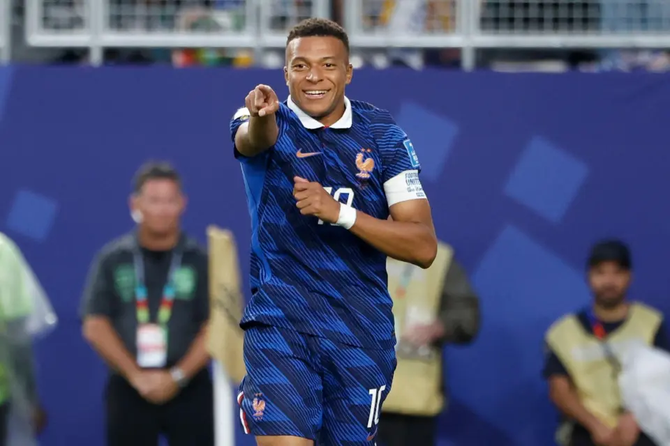 Kylian Mbappe w meczu z Iranem