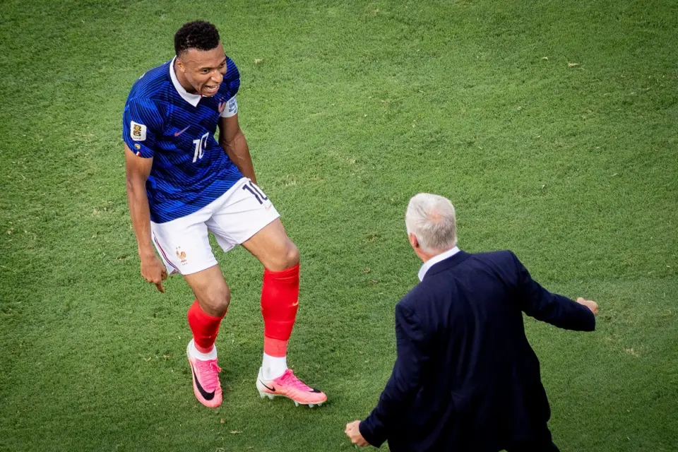 Kylian Mbappe i Didier Deschamps
