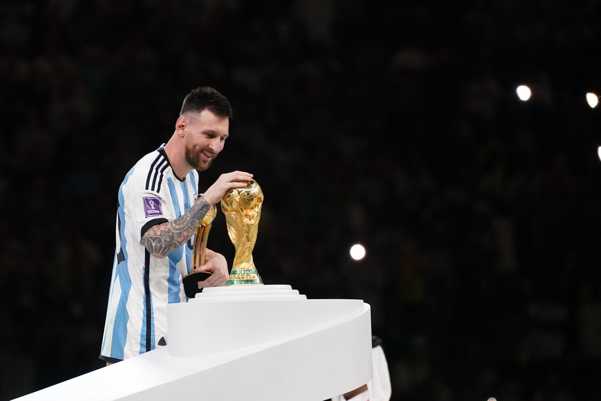 Lionel Messi z Pucharem Świata